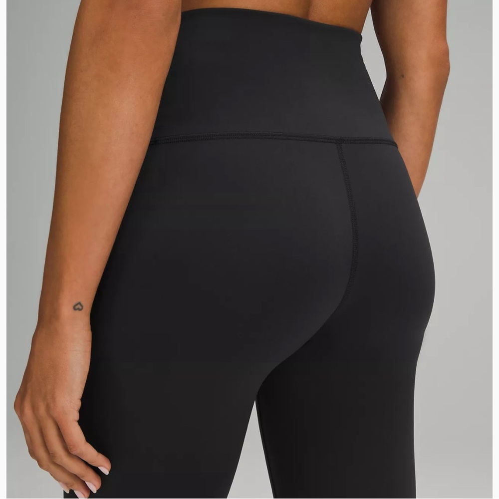 Lululemon Wunder Train High-Rise Tight 28"